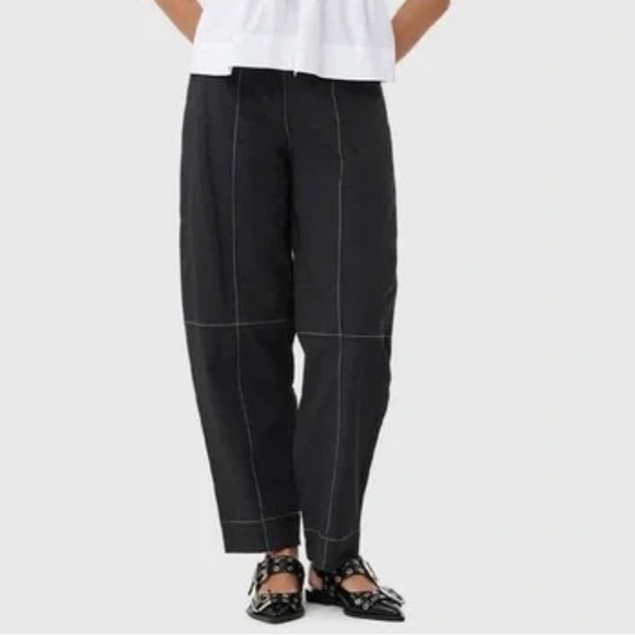 Ganni Pants - GANNI | Black elasticated Curve trousers